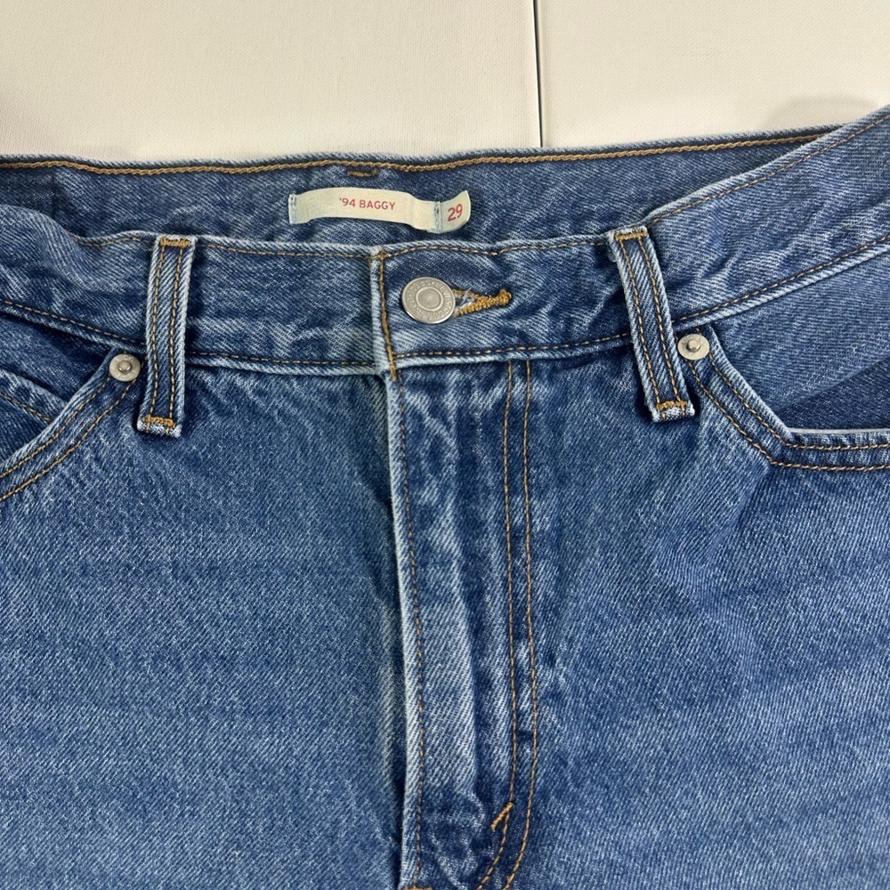 Levi's Women's '94 Baggy Wide Leg Jeans Size 29 - Picture 6 of 6